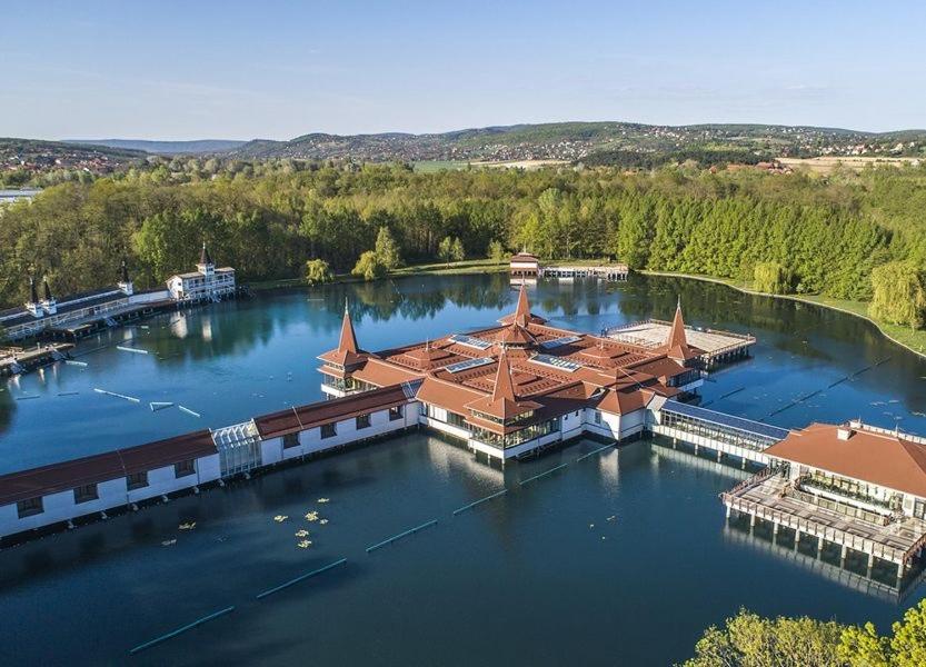 Weber Villa Денешдиаш Экстерьер фото